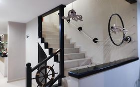 Hotel Popeye
